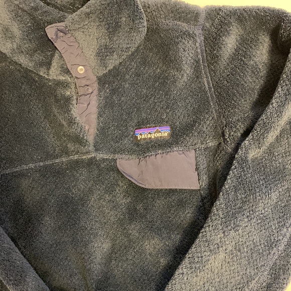 Patagonia Women’s Pull Over Fleece - Picture 2 of 5